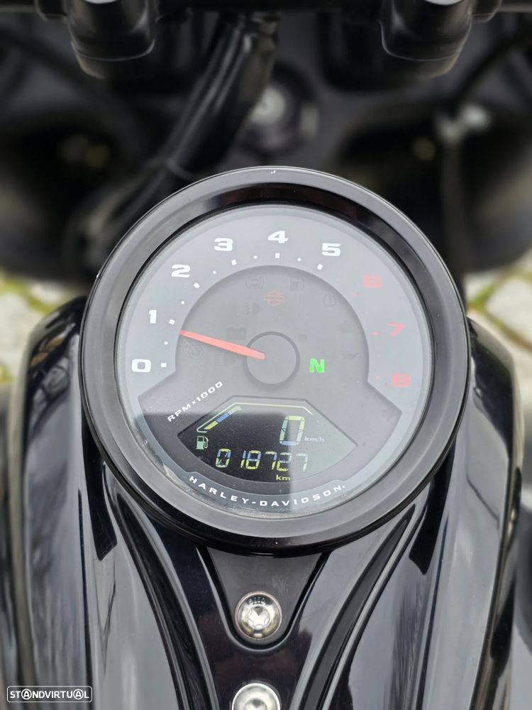 Harley-Davidson Fat Boy N softail Fat bob 114 - 11