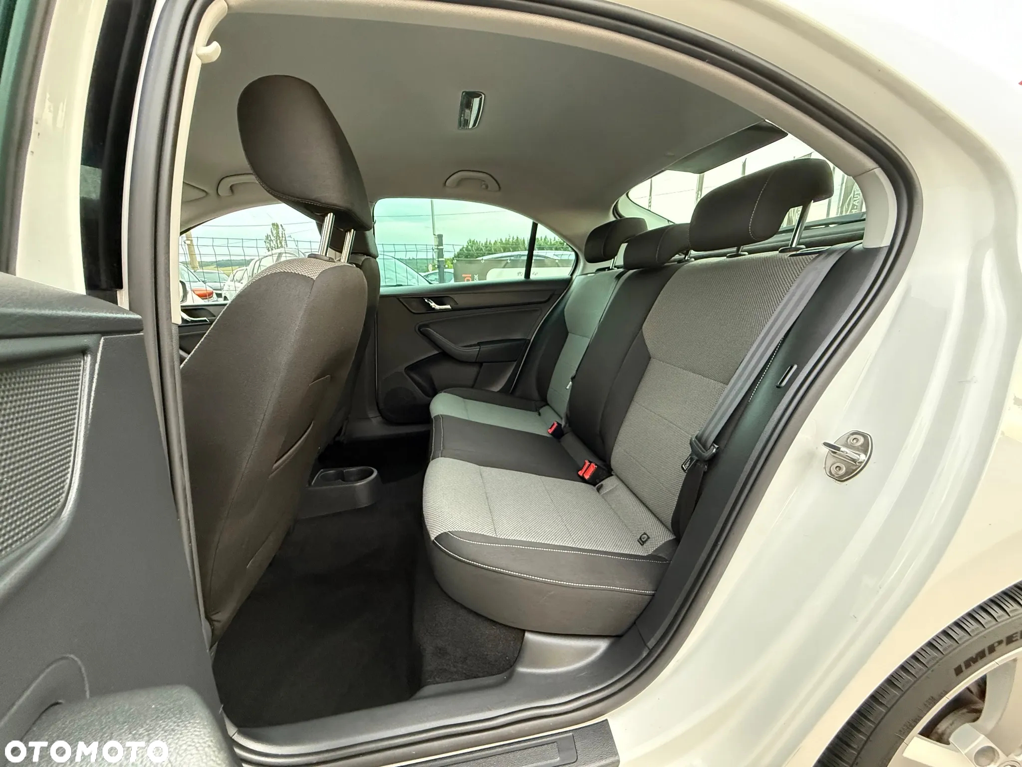 Skoda RAPID 1.6 TDI Ambition - 31