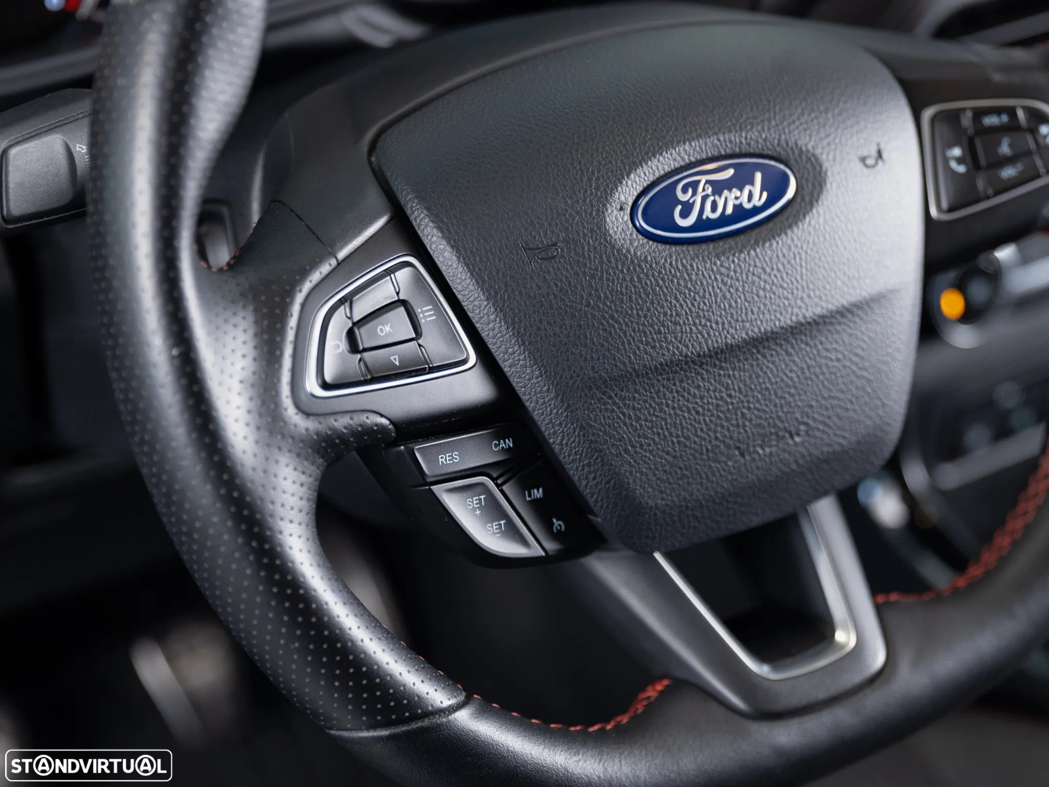 Ford EcoSport 1.0 EcoBoost ST-Line Plus - 21