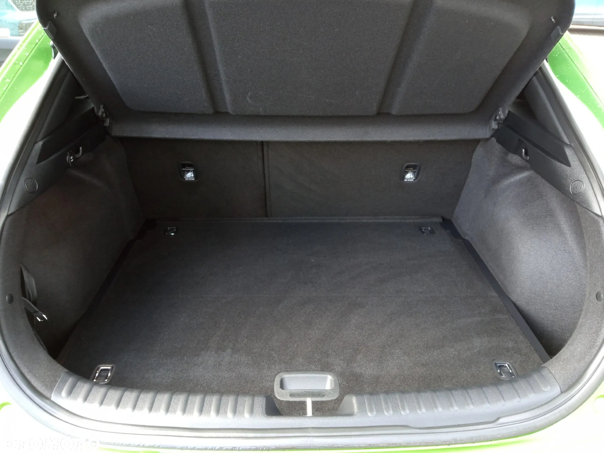Kia XCeed 1.5 T-GDI M - 12