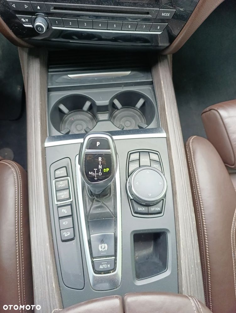 BMW X5 xDrive25d - 13