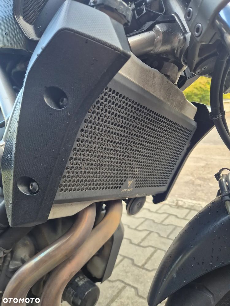Yamaha MT - 18