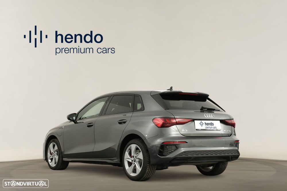 Audi A3 Sportback 45 TFSIe S line - 4