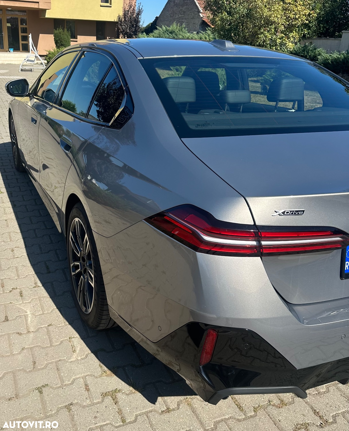 BMW Seria 5 520d xDrive AT MHEV - 4
