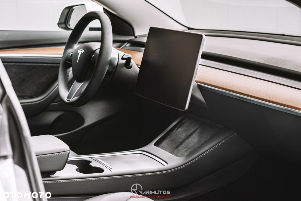 Tesla Model 3 Long Range AWD Premium - 8