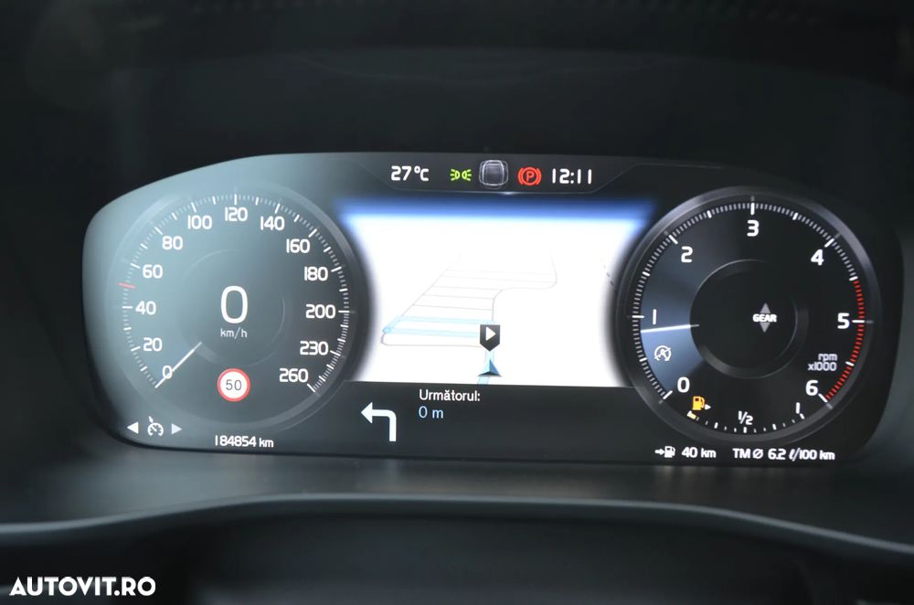 Volvo XC 40 D3 Momentum Pro - 25