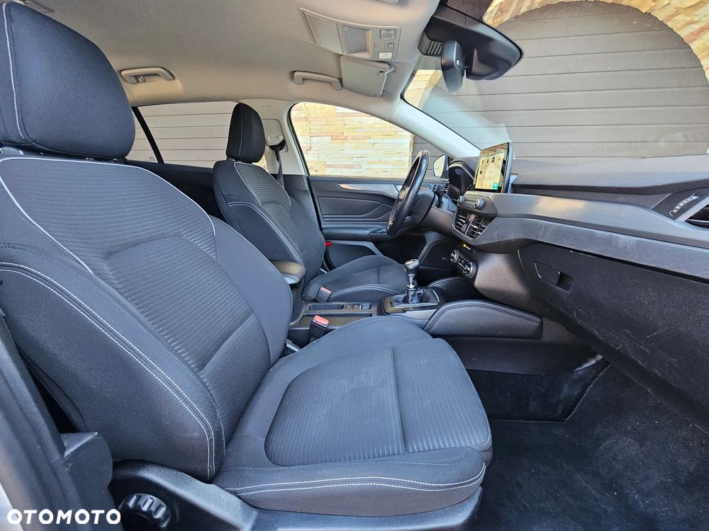 Ford Focus 2.0 EcoBlue Titanium Business - 6