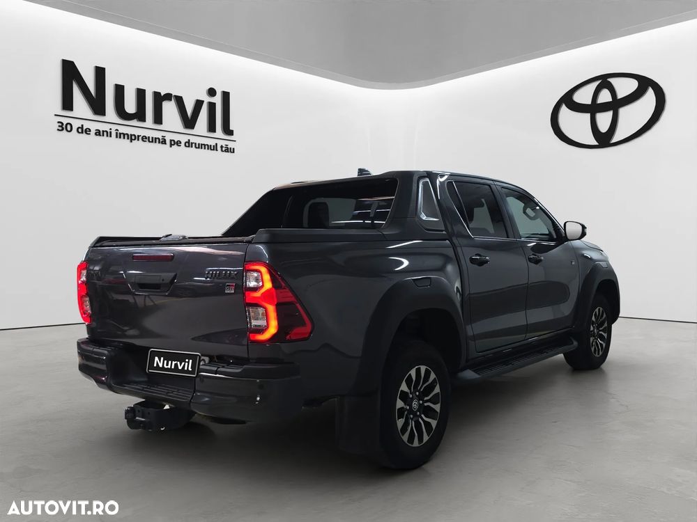 Toyota Hilux 2.8D 204CP 4x4 Double Cab AT GR Sport - 7