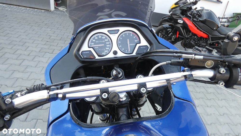 Yamaha Super Tenere - 18