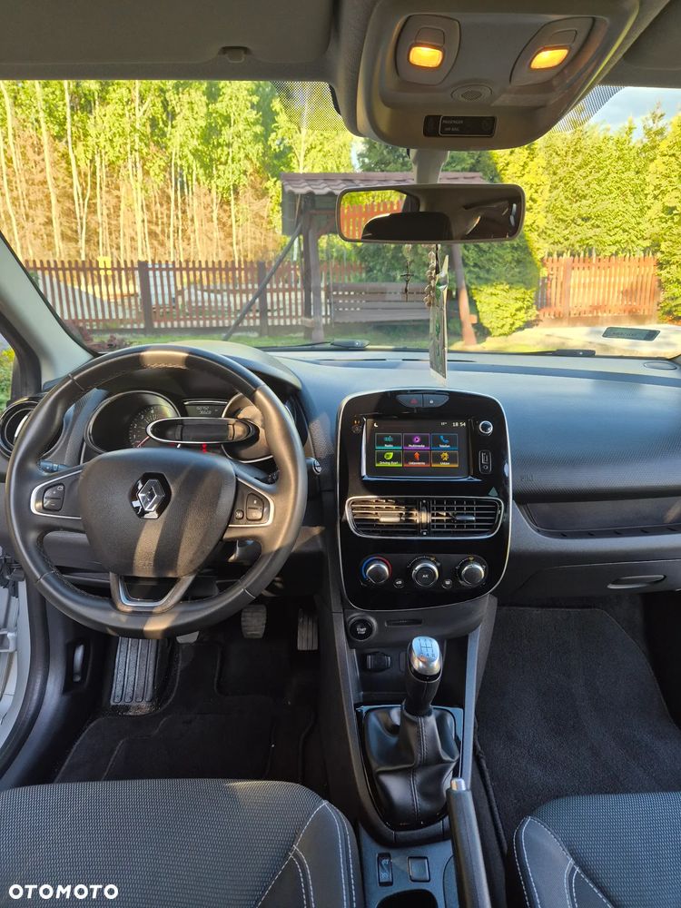 Renault Clio - 15