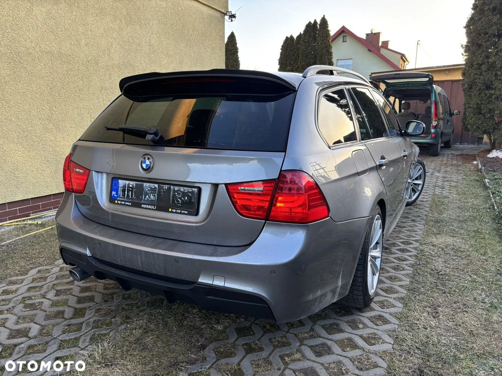 BMW Seria 3 2009 photo 3