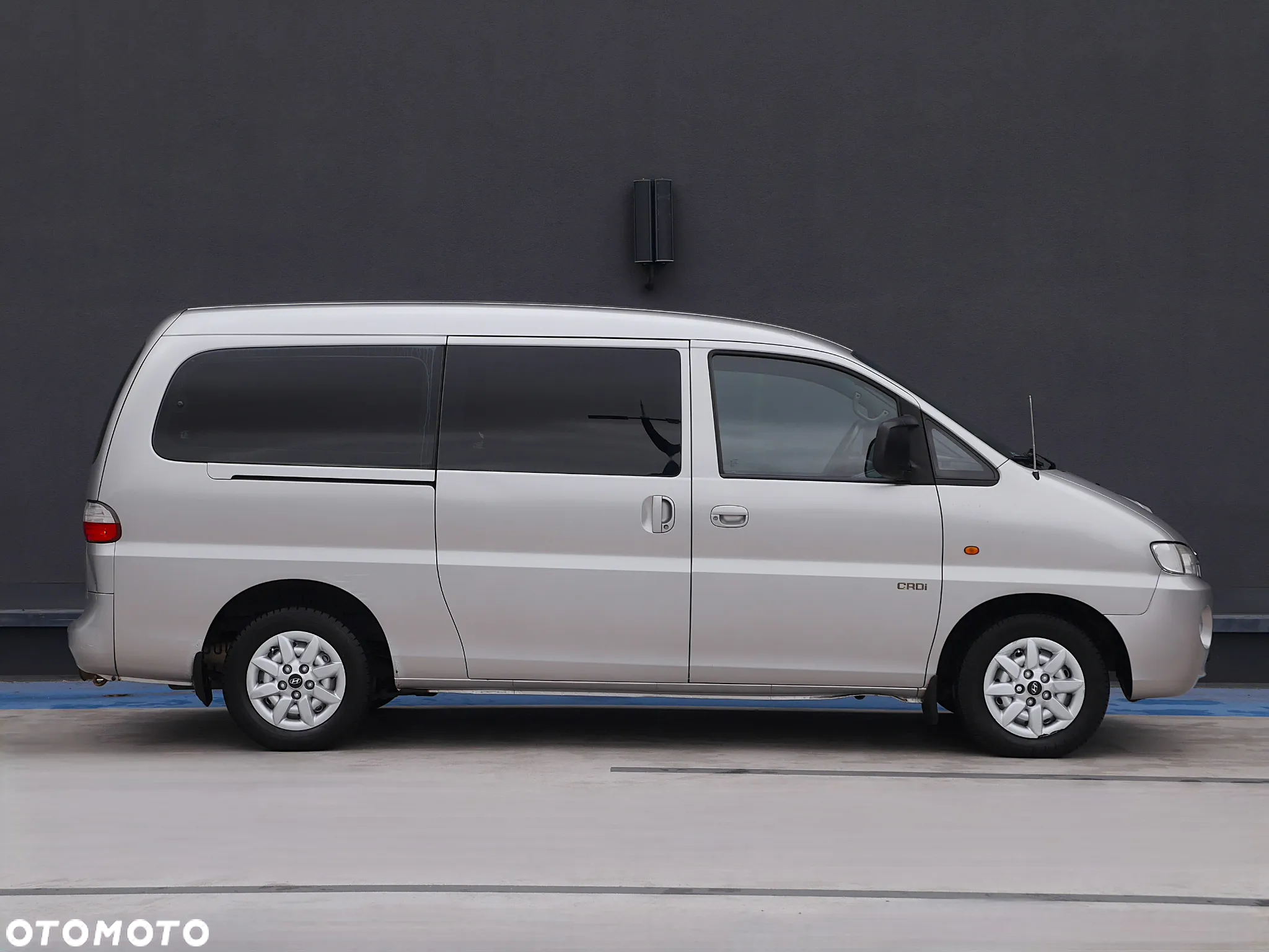 Hyundai H-1 2.5 CRDi Travel Family+ - 6