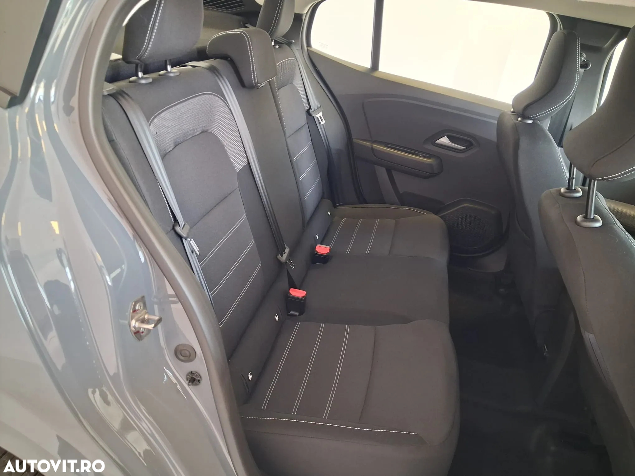 Dacia Logan TCe 90 MT6 Prestige - 15