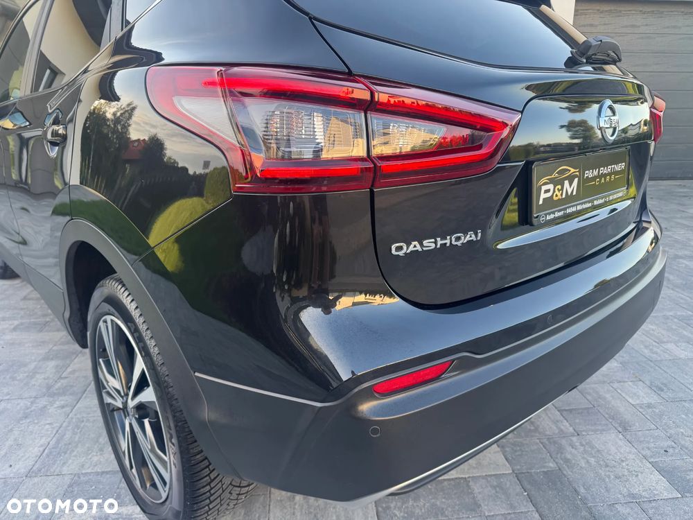 Nissan Qashqai 1.3 DIG-T N-Connecta - 29