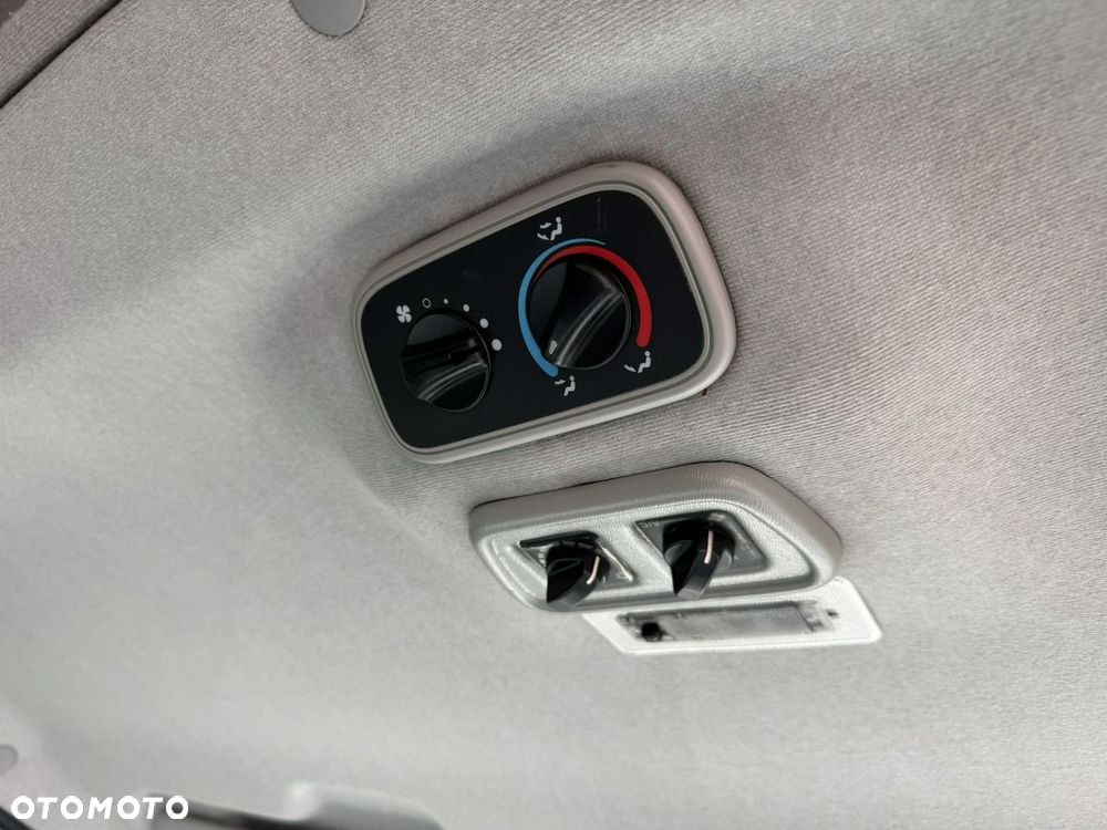 Ford Transit - 11