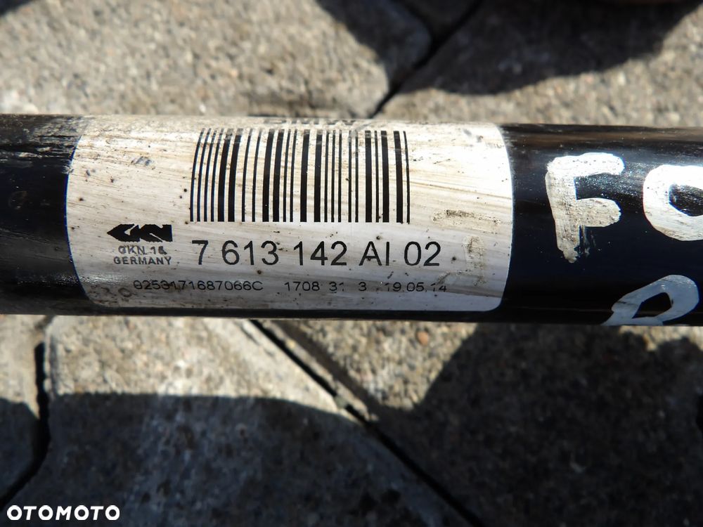 BMW - F01 - PÓŁOŚ TYLNA - PRAWA/LEWA - CENA ZA 1 SZT - 7613141 7613142 - 3