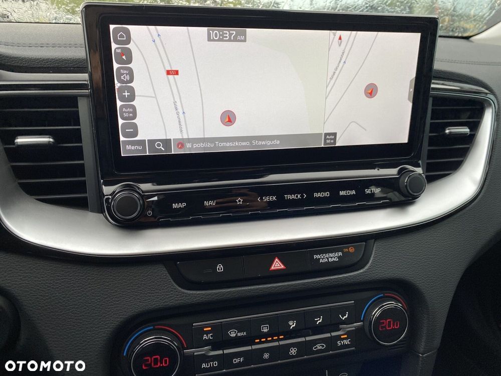 Kia Ceed - 21