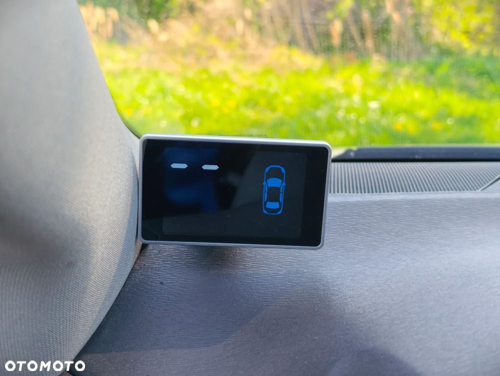 Toyota Avensis 1.8 Active MS - 23