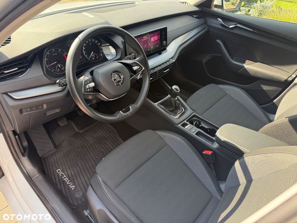 Skoda Octavia 1.5 TSI ACT Ambition - 22