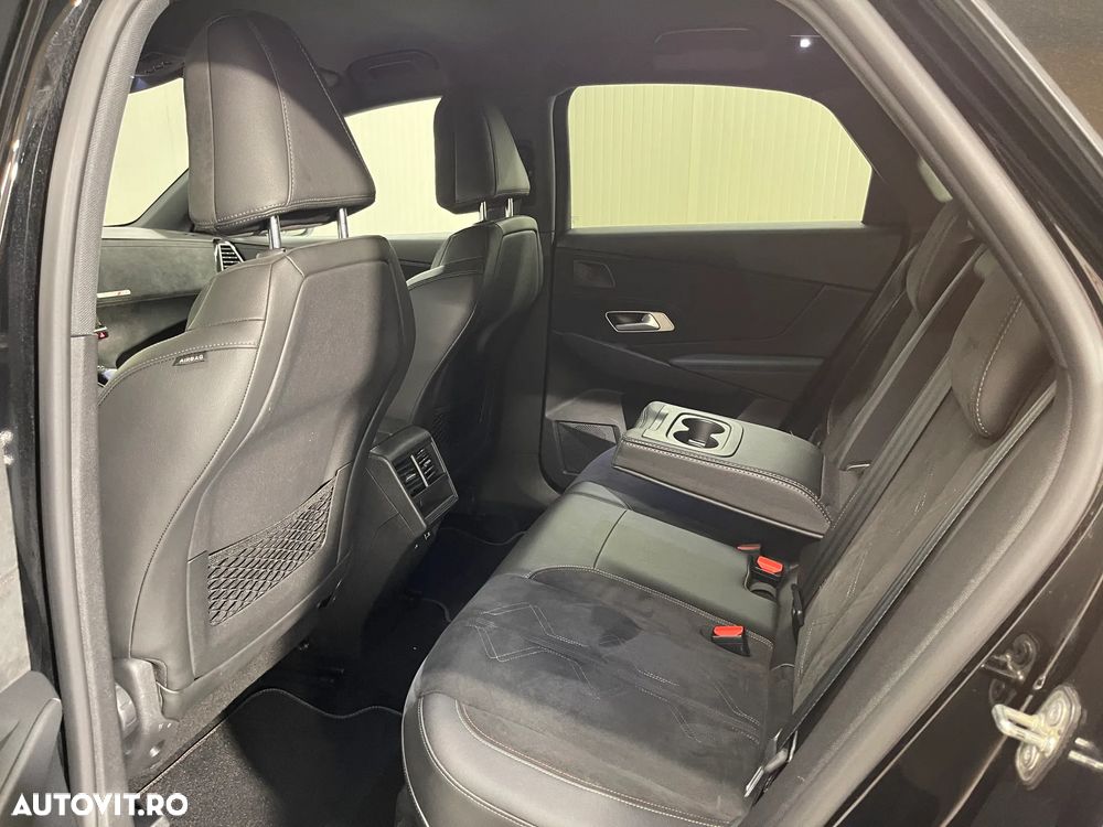 DS Automobiles DS 7 Crossback - 11