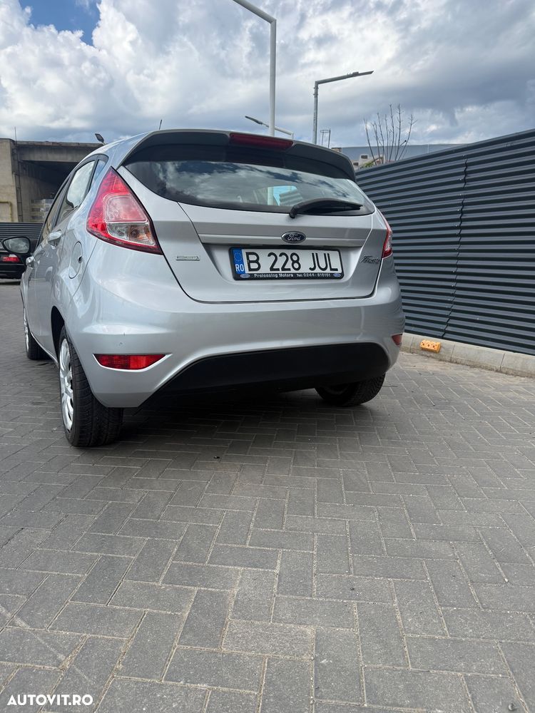 Ford Fiesta - 13