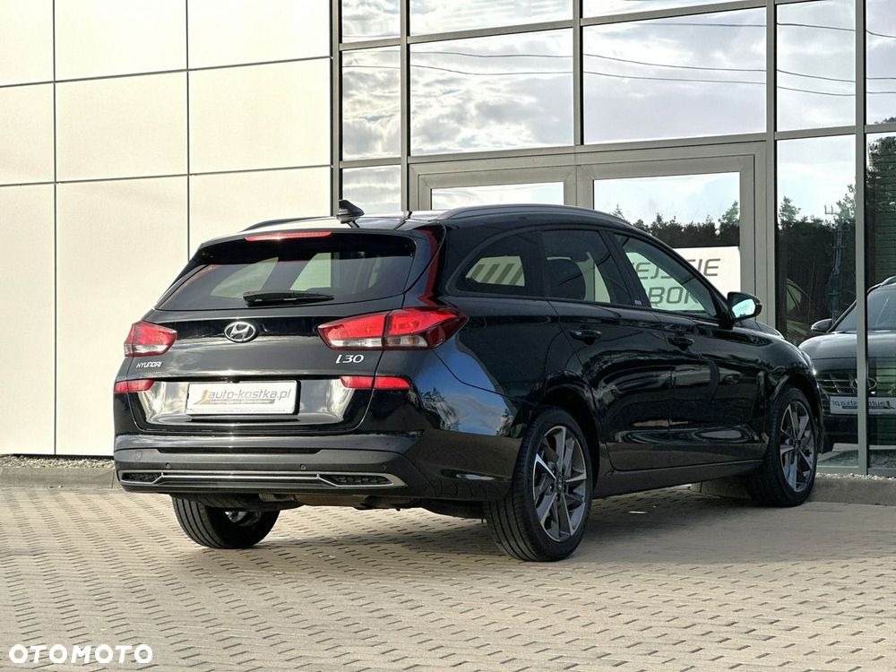 Hyundai i30 1.6 D Comfort DCT - 7
