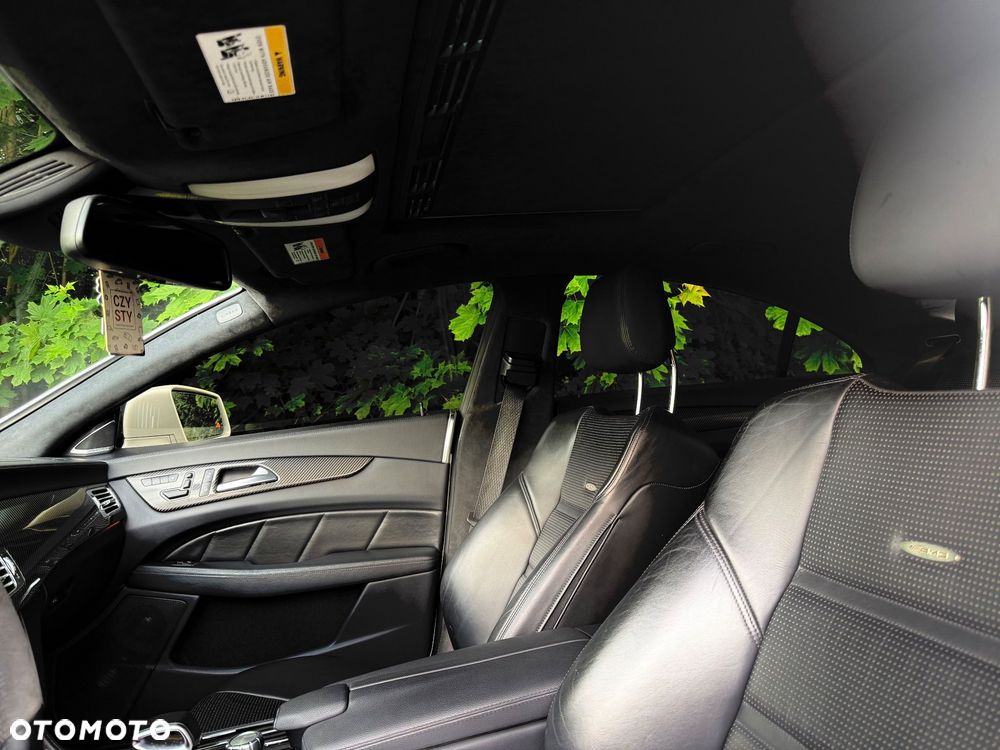 Mercedes-Benz CLS - 12