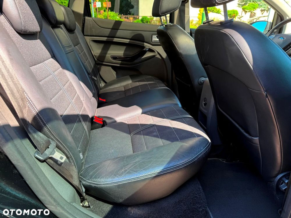 Ford Kuga 2.0 TDCi Titanium S - 26