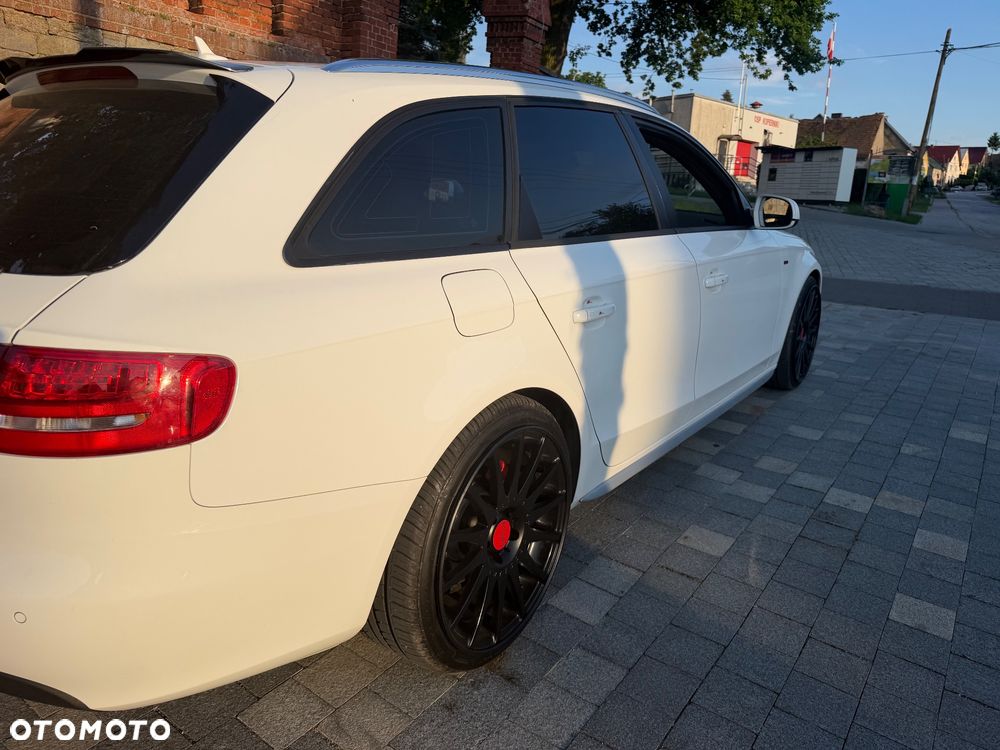 Audi A4 Avant - 8