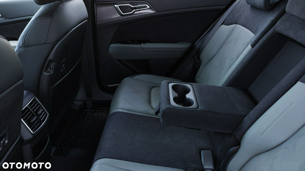Kia Sportage - 13