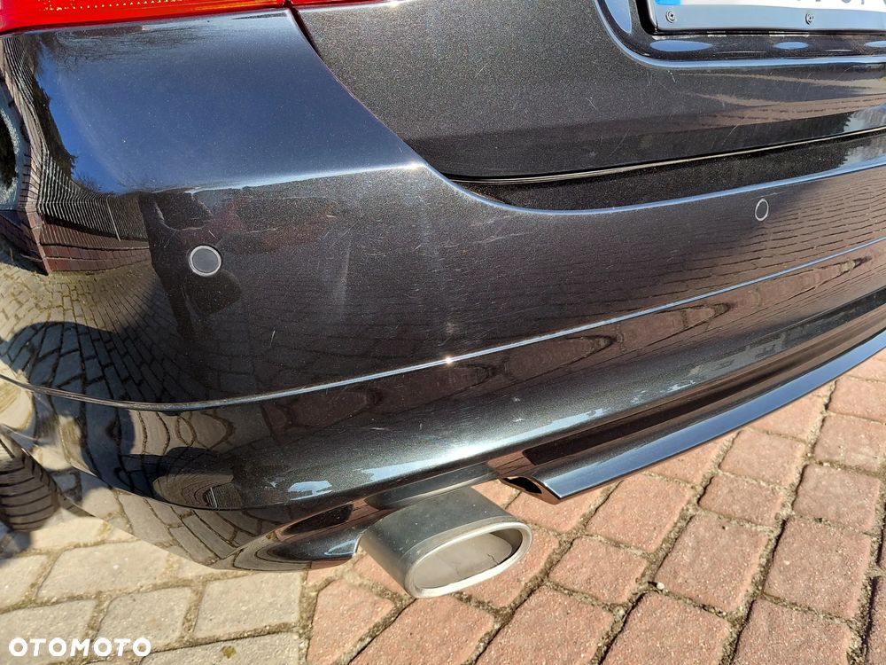 BMW Seria 3 320d DPF Edition Sport - 38