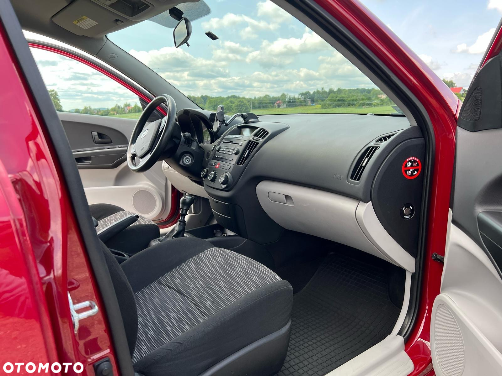 Kia Ceed - 13