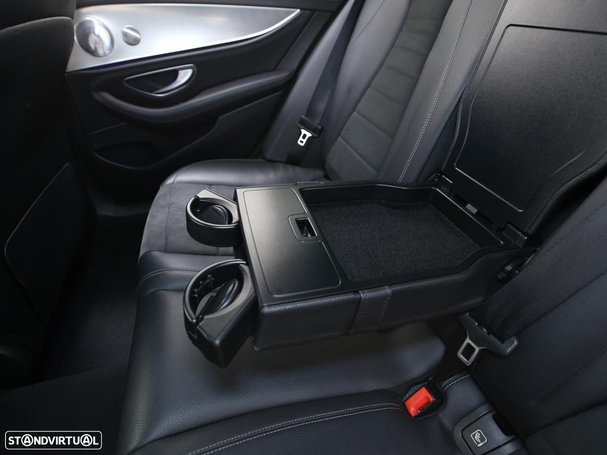 Mercedes-Benz E 300 de AMG Line - 13