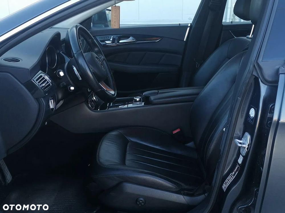 Mercedes-Benz CLS 350 d 4Matic 9G-TRONIC - 11
