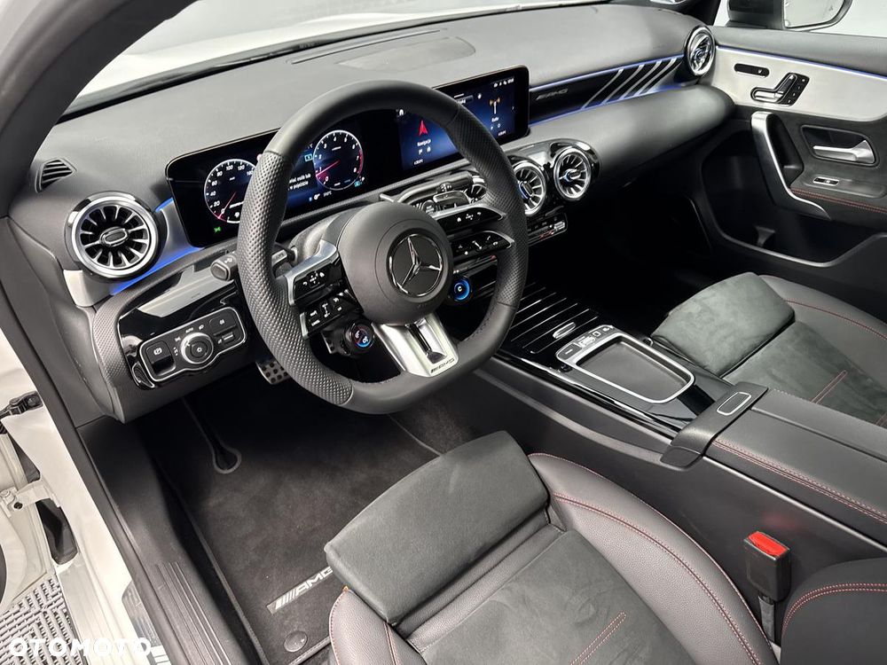 Mercedes-Benz Klasa A 35 AMG 4-Matic 8G-DCT - 14