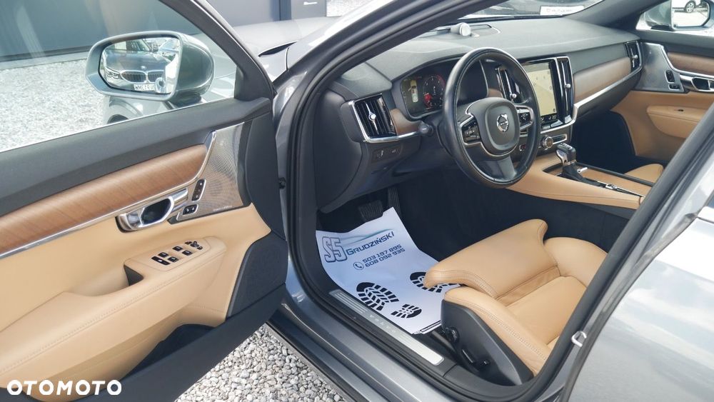 Volvo S90 - 11