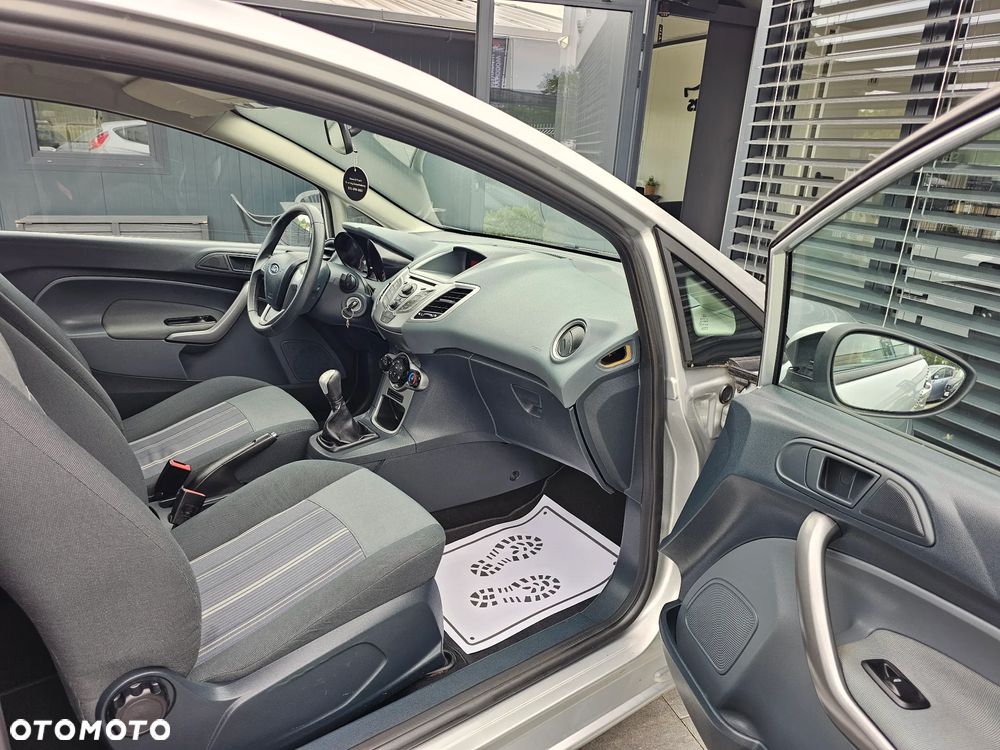 Ford Fiesta 1.25 Trend - 8