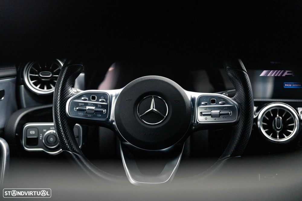 Mercedes-Benz A 250 e AMG Line - 25
