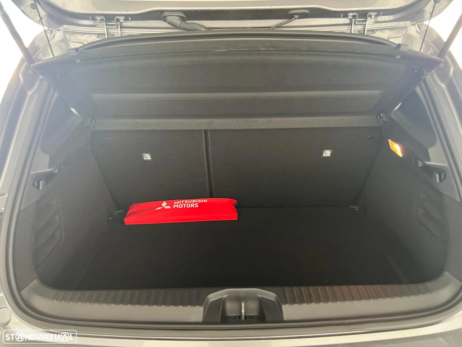 Mitsubishi Colt 1.0 MPI-T Kaiteki Bi-Fuel - 7