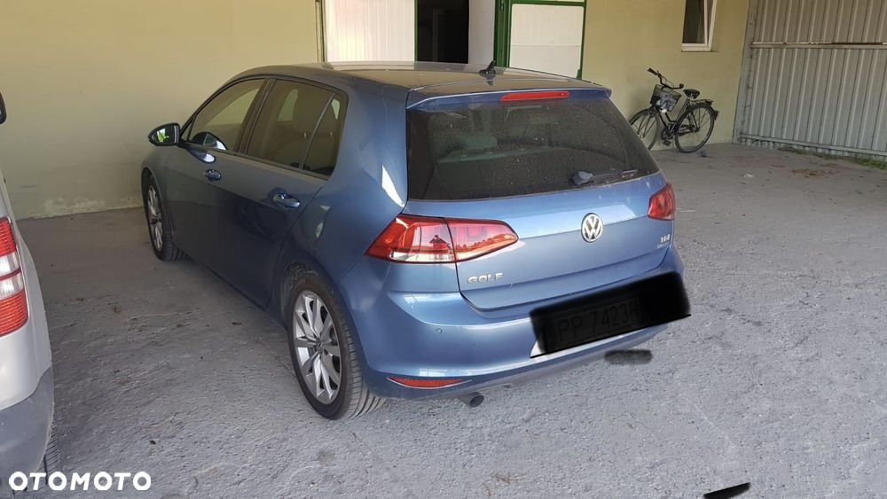 Volkswagen Golf - 2