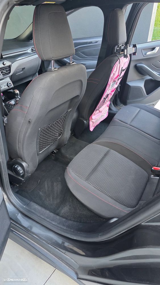 Ford Focus SW 1.5 TDCi ST-Line - 13