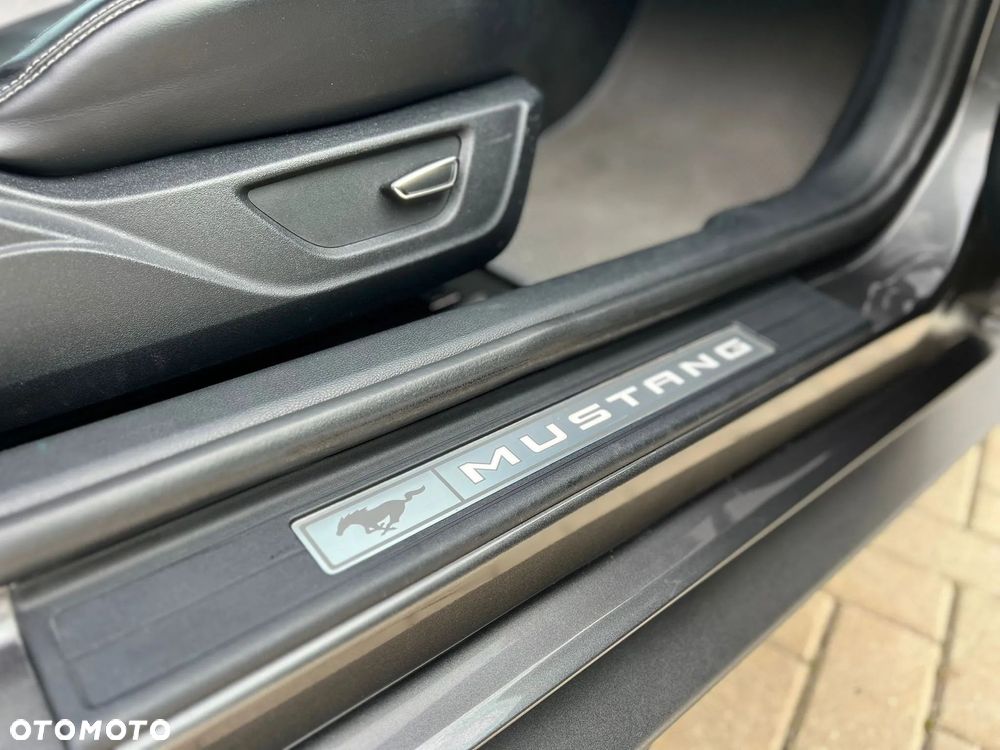 Ford Mustang 2.3 EcoBoost - 31