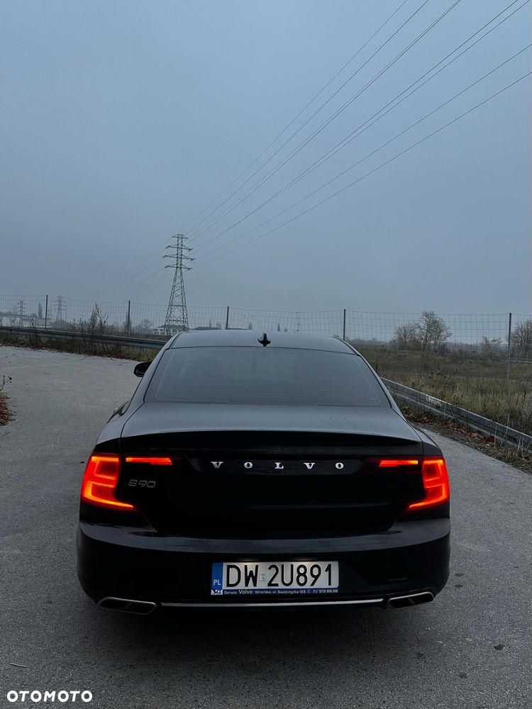 Volvo S90 - 4