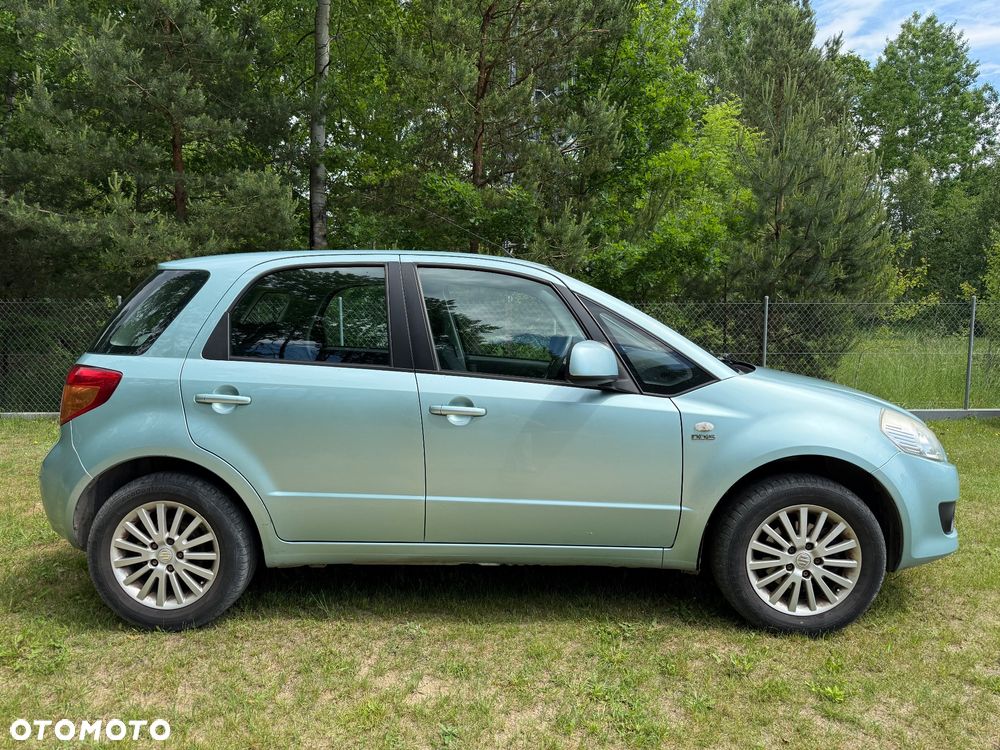 Suzuki SX4 1.9 DDiS DPF 4x2 Comfort - 4