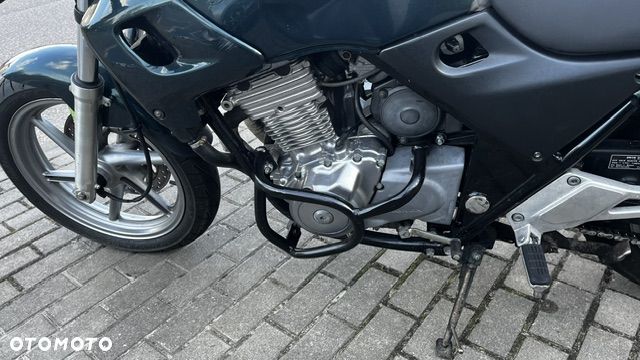 Honda CB - 10