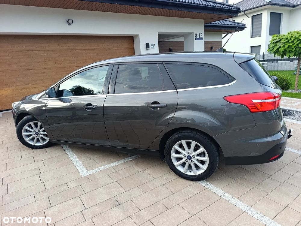 Ford Focus 1.0 EcoBoost Titanium - 10