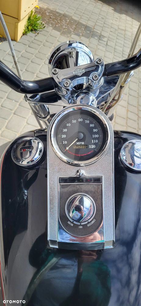 Harley-Davidson Dyna - 9