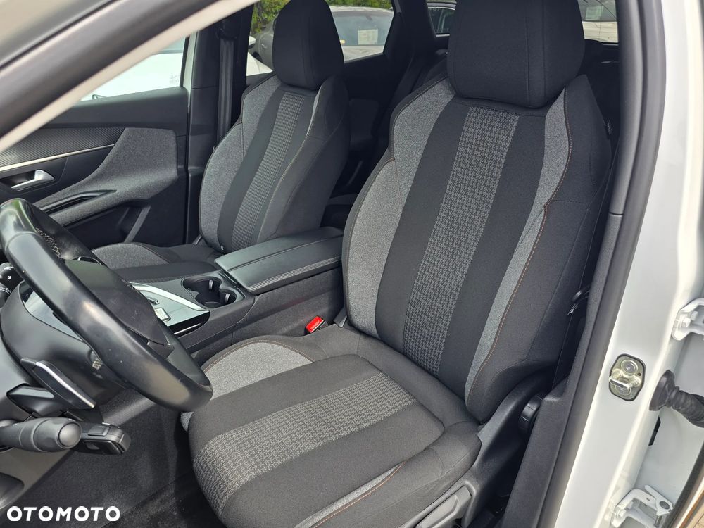 Peugeot 3008 - 12