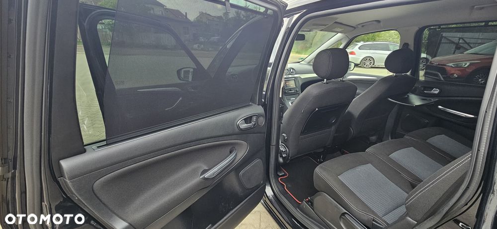 Ford Galaxy 2.0 TDCi Ghia - 13