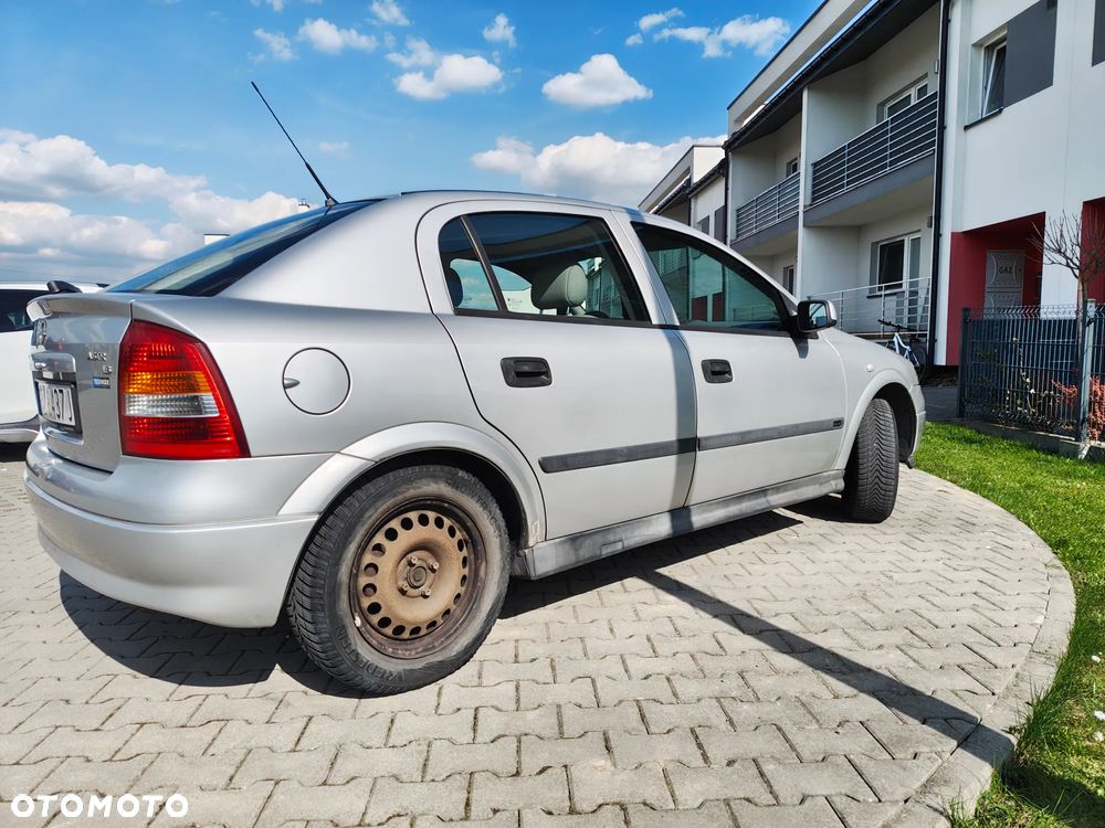 Opel Astra - 5